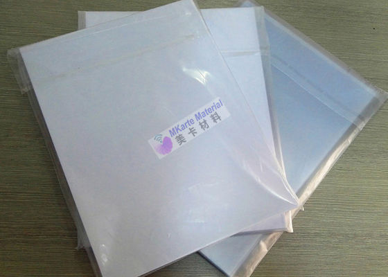 A4 ขนาด 0.15 มิลลิเมตร การพิมพ์แบบ Inkjet พับพีวีซี แผ่นกระดาษ ธนาคารสีขาว วัสดุการผลิตบัตร