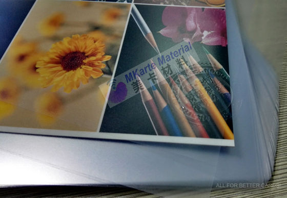 Vicat 5kg 72±2 C PVC Transparent Card ราคาถูกและทนทานด้วยอัตราการหดตัวด้วยการทําความร้อน ≤ 10% การผลิตบัตรธนาคาร