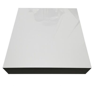 HRC80±20 วัสดุสมาร์ทการ์ดความแข็งผิวหน้า พร้อมหมึกพิมพ์ UV และการนำความร้อน 0.04cal/℃.cm.sec สำหรับการผลิตการ์ด RFID