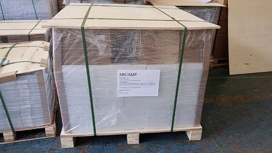 0.30 มม ความหนา Heidelberg Offset พิมพ์ได้ พีวีซี คอร์เบสเมทเทรดสําหรับการผลิตสมาธ์การ์ด