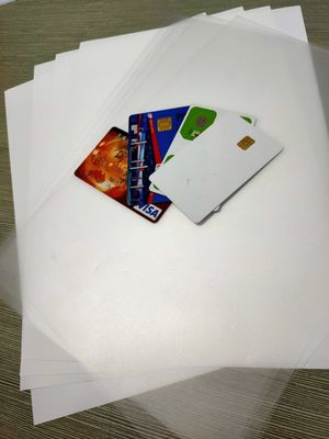 แผ่นพลาสติก Vicat PC ต่ำ 295 * 480 มม. สำหรับการผลิตบัตร IC แบบไม่สัมผัส