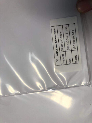 แผ่นพีวีซีหมึกขาวหนา 0.3 มม. พิมพ์ได้ด้วยอิงค์เจ็ท พร้อมแรงลอกสูงสำหรับการผลิตสมาร์ทการ์ด